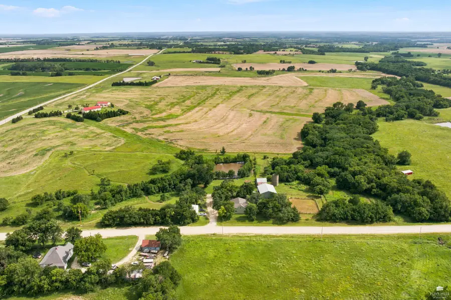 1982 3400 Avenue, Chapman, KS 67431 - #2