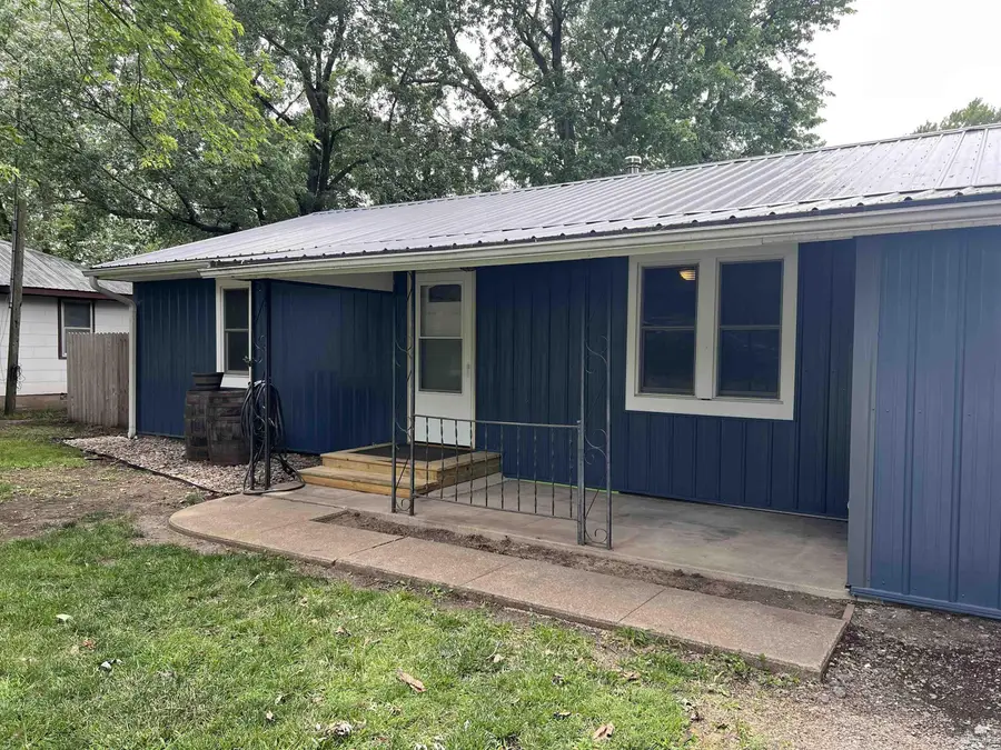 315 N Hassebroak Street, Riley, KS 66531 - #2
