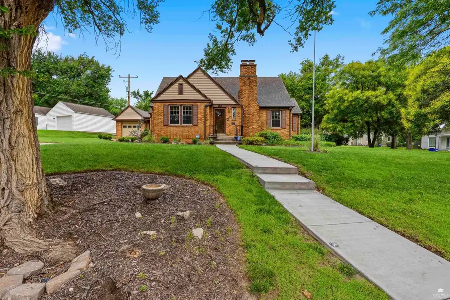 610 Crestview Drive, Junction City, KS 66441 - #3