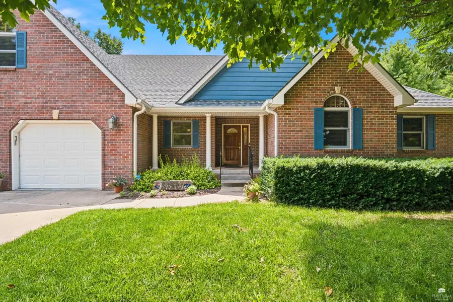 8720 Eagles Landing Drive, Manhattan, KS 66502 - #2