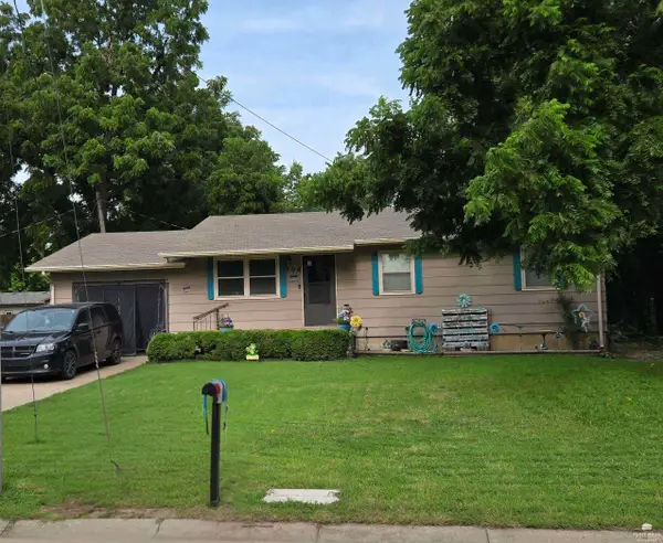 708 N Elm Street, Abilene, KS 67410