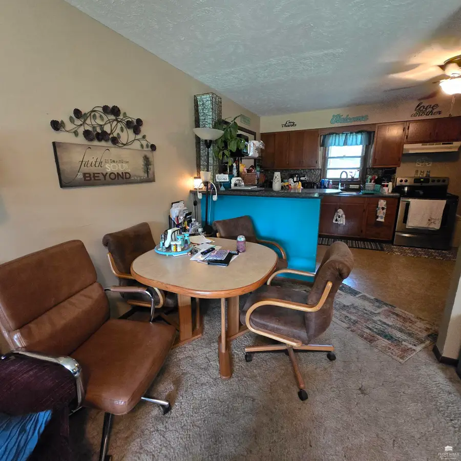 708 N Elm Street, Abilene, KS 67410 - #3
