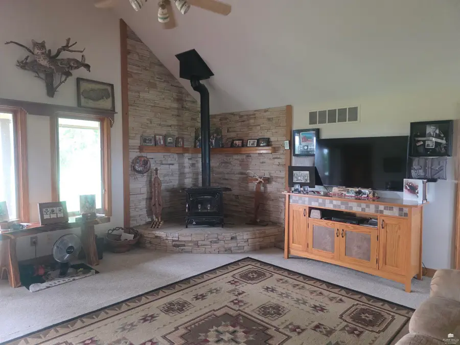 2661 Eden Road, Abilene, KS 67410 - #3