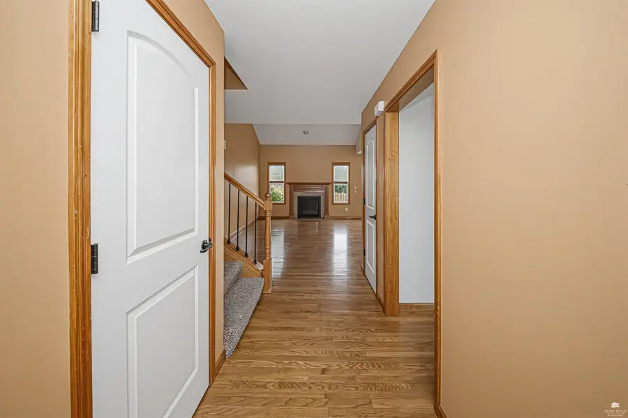 2721 Oakwood, Junction City, KS 66441 - #3