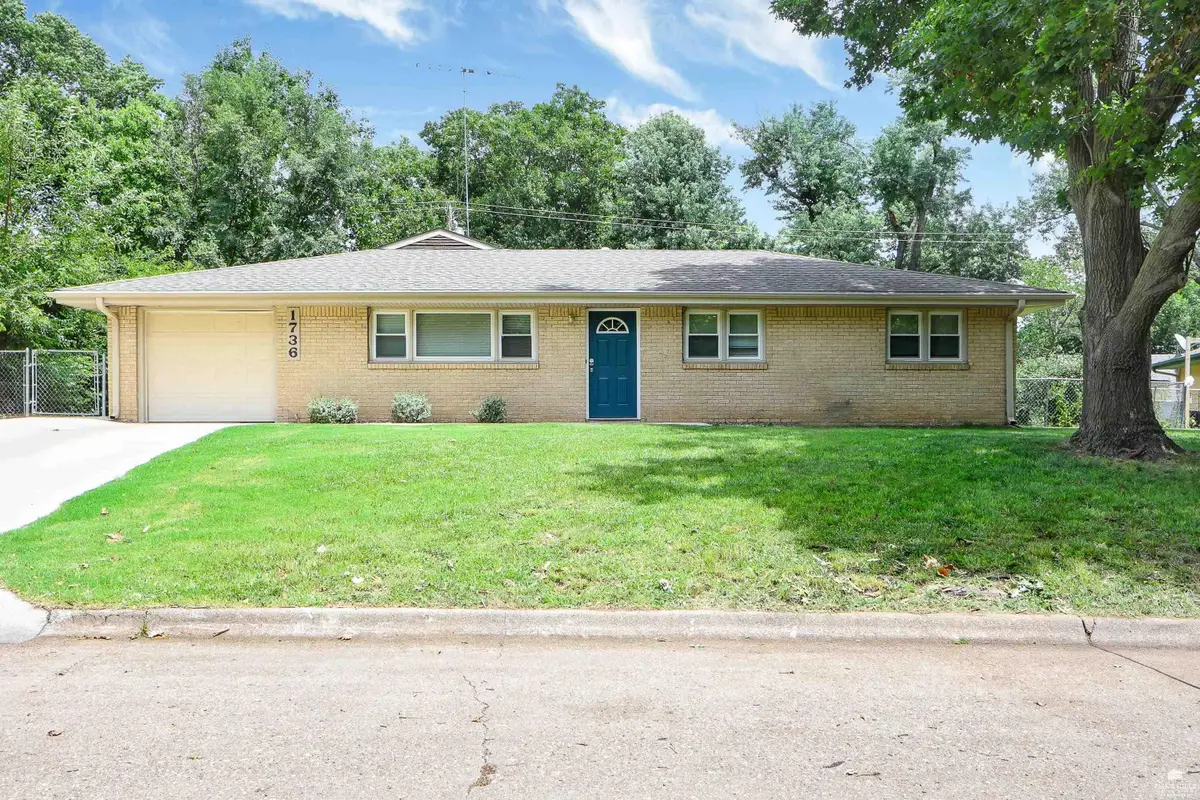 1736 Winne Drive, Manhattan, KS 66502 - #1