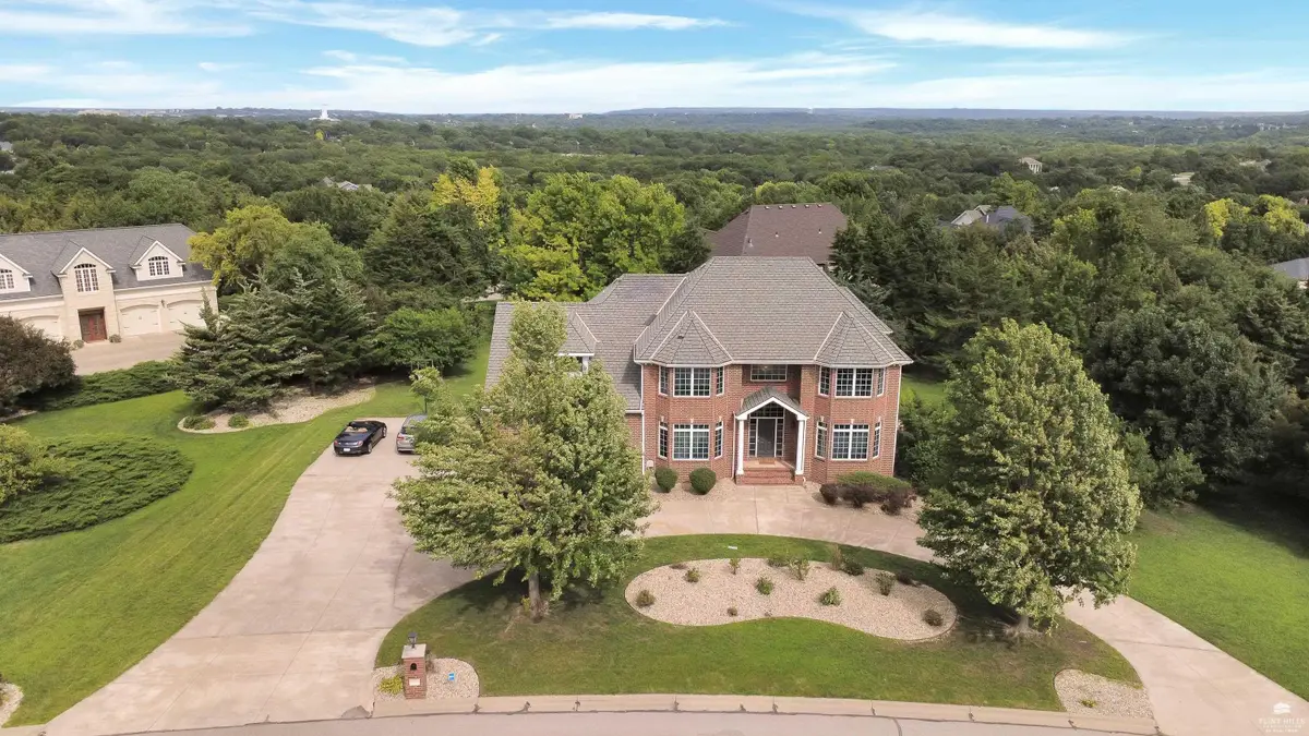 1604 Wyndham Heights Drive, Manhattan, KS 66503 - #1
