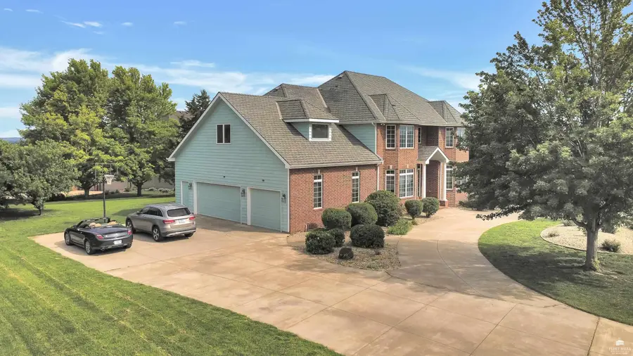 1604 Wyndham Heights Drive, Manhattan, KS 66503 - #2