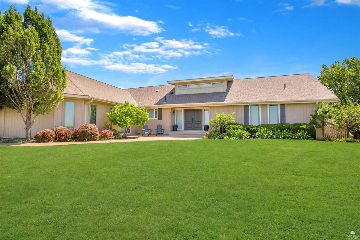 5305 Terra Heights Drive, Manhattan, KS 66503 - #1