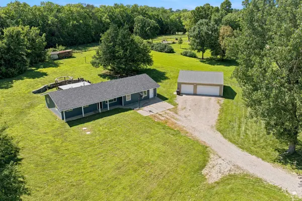 4668 Meadow Lane, Wamego, KS 66547