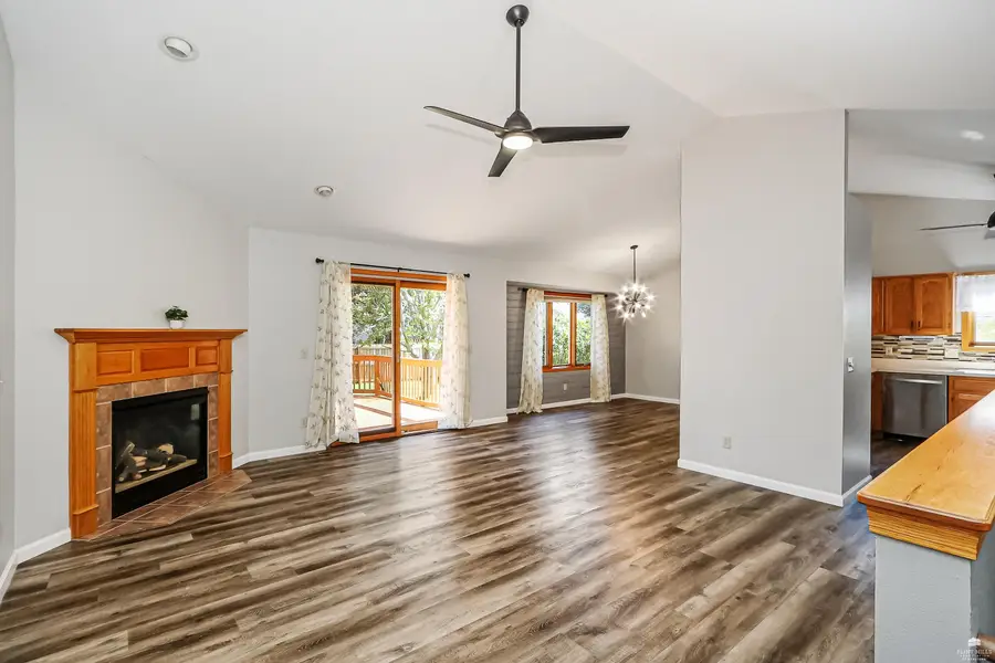 3012 Meadowood Circle, Manhattan, KS 66502 - #3