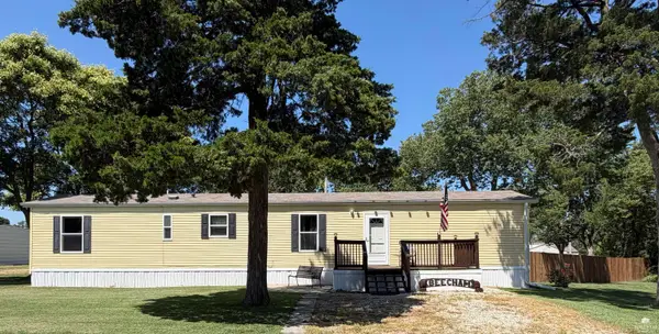 312 N Cedar Street, Hope, KS 67451