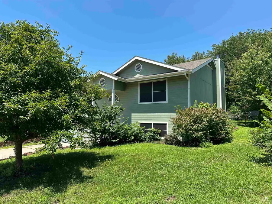 1610 Little Kitten Avenue, Manhattan, KS 66503 - #3