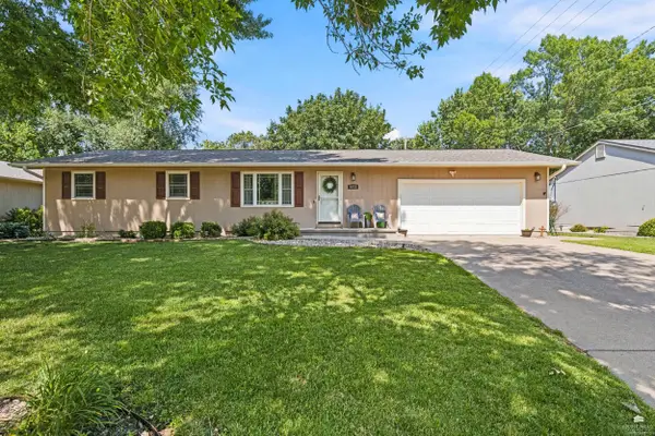 2231 Alta Drive, Manhattan, KS 66502
