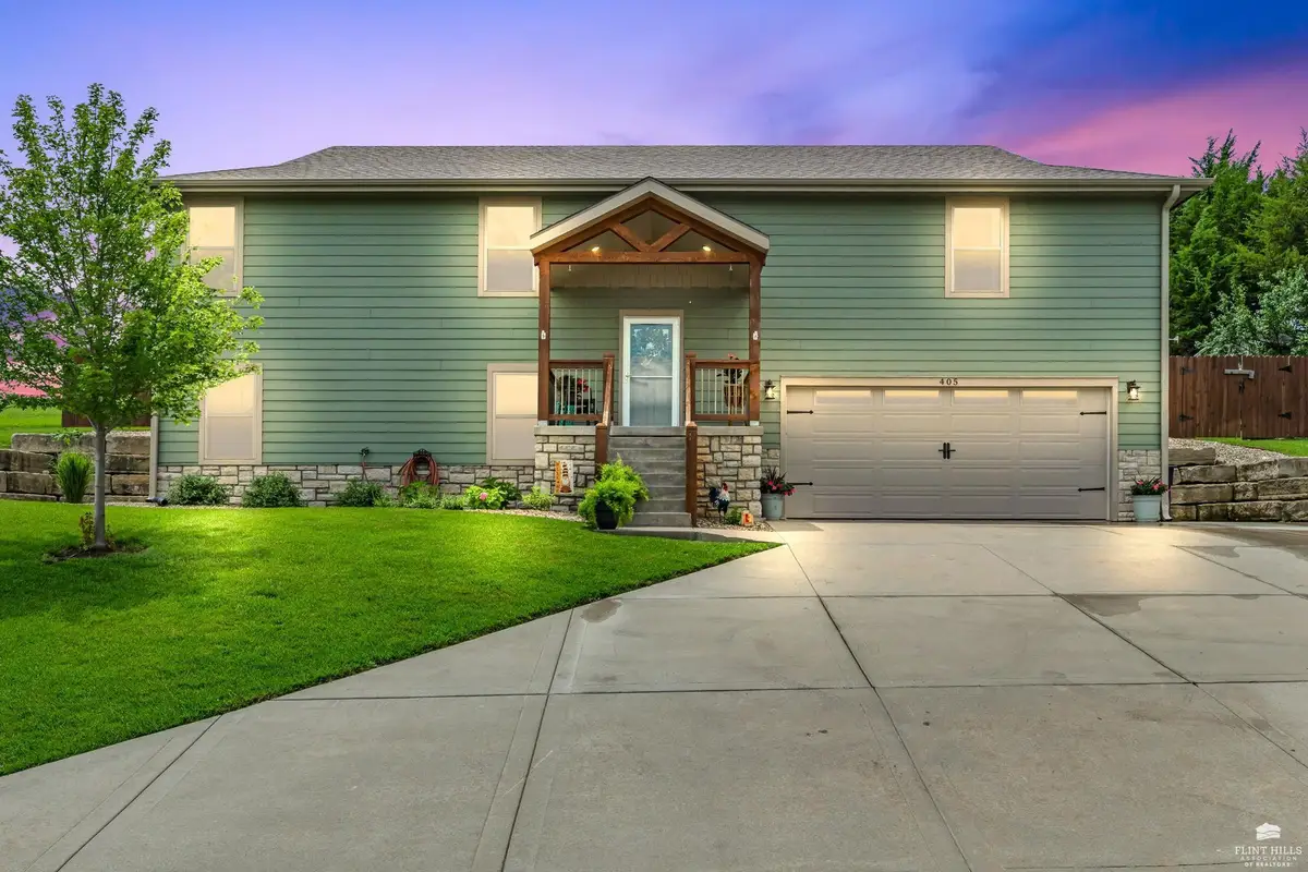405 Highland Pointe Drive, Manhattan, KS 66503 - #1
