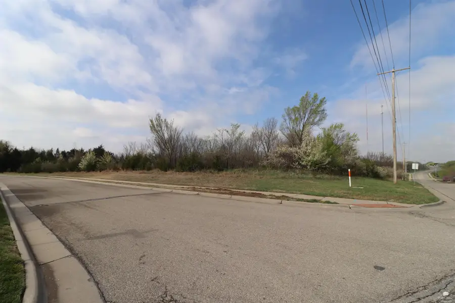 0000 W Ash, Junction City, KS 66441 - #2