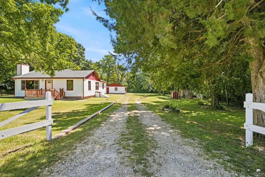 4915 Blackjack Road, Saint George, KS 66535 - #2