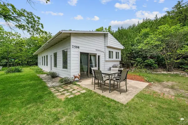 2598 N Fork Canyon, Olsburg, KS 66520