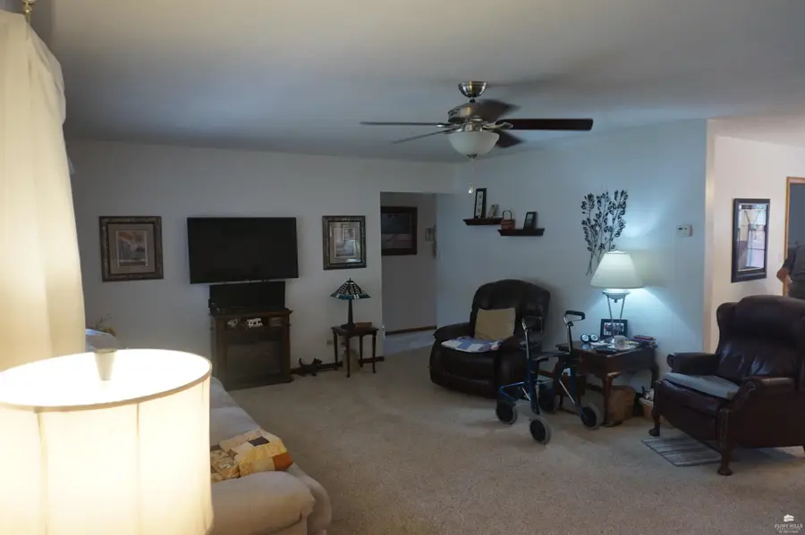 304 NE 12th Street, Abilene, KS 67410 - #3