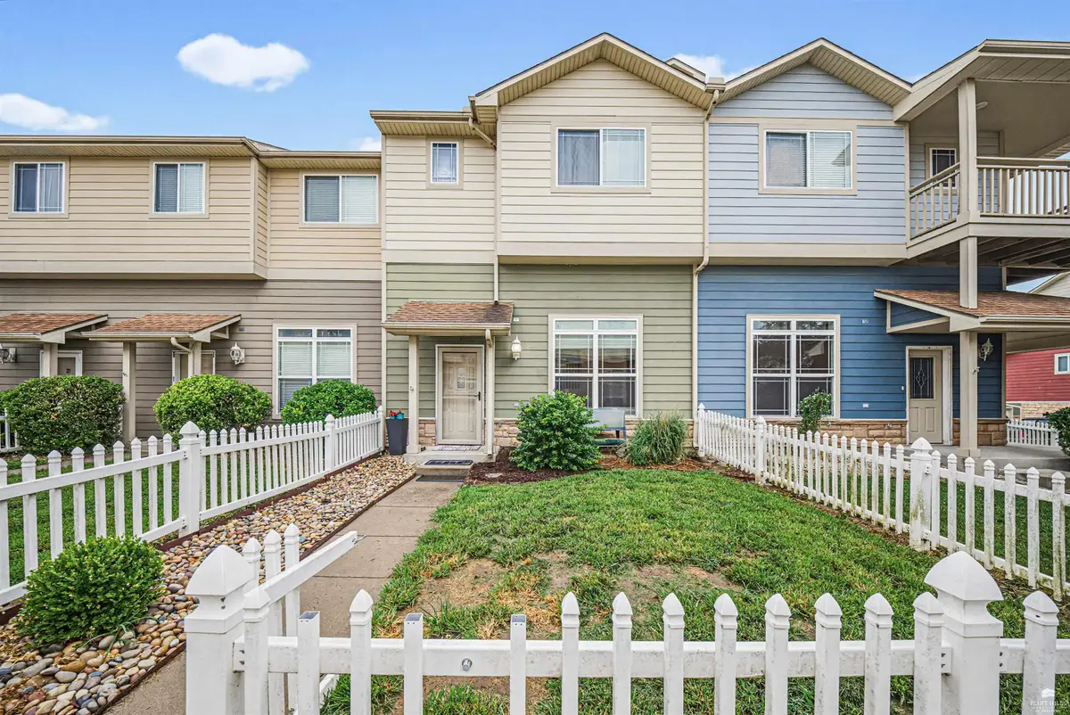 35 Fuller Circle, Junction City, KS 66441 - #1