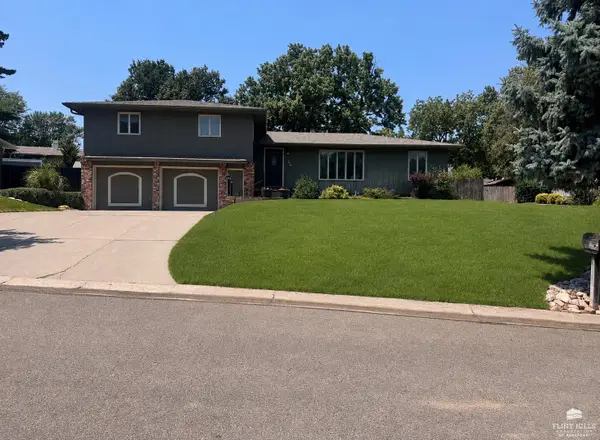 529 Peck Avenue, Concordia, KS 66901