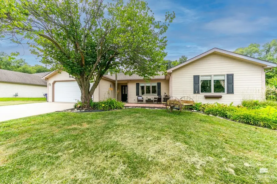 3881 Fox Ridge Drive, Manhattan, KS 66502 - #2