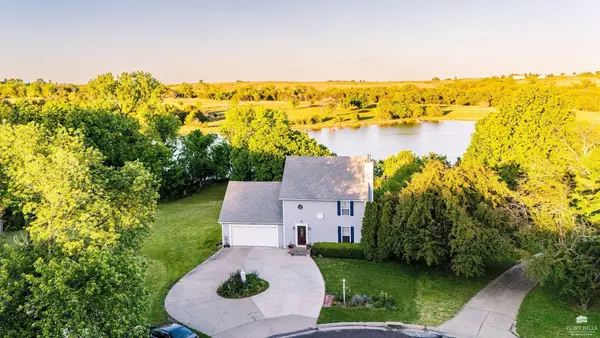 114 E Tomahawk Drive, St. Marys, KS 66536