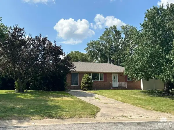 304 W 17th Street, Concordia, KS 66901