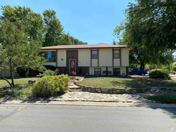 512 Charles Road, Abilene, KS 67410