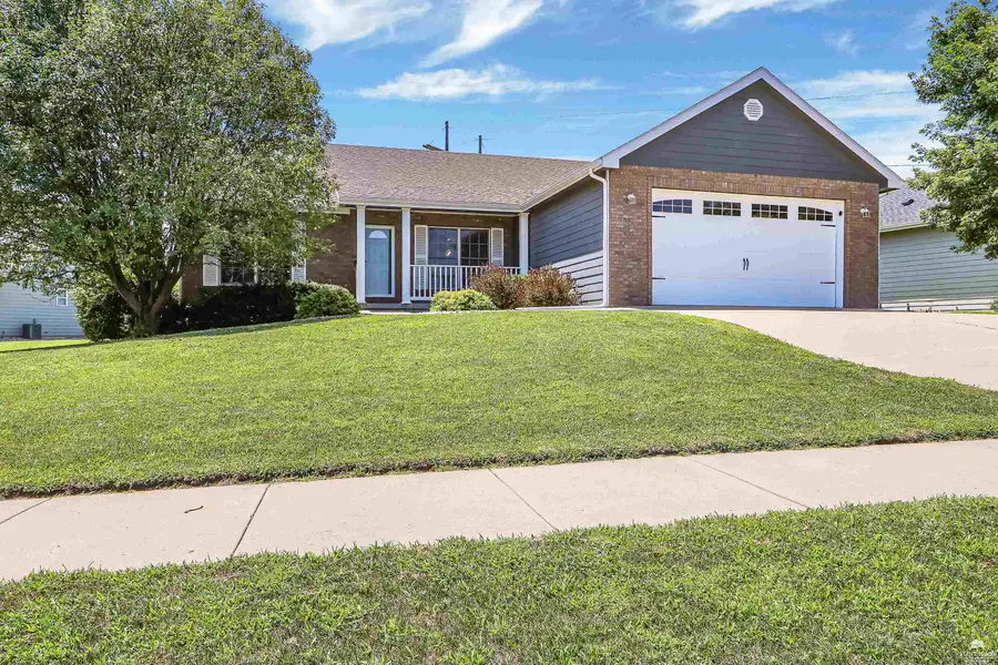 3731 Peachtree Circle, Manhattan, KS 66503 - #2