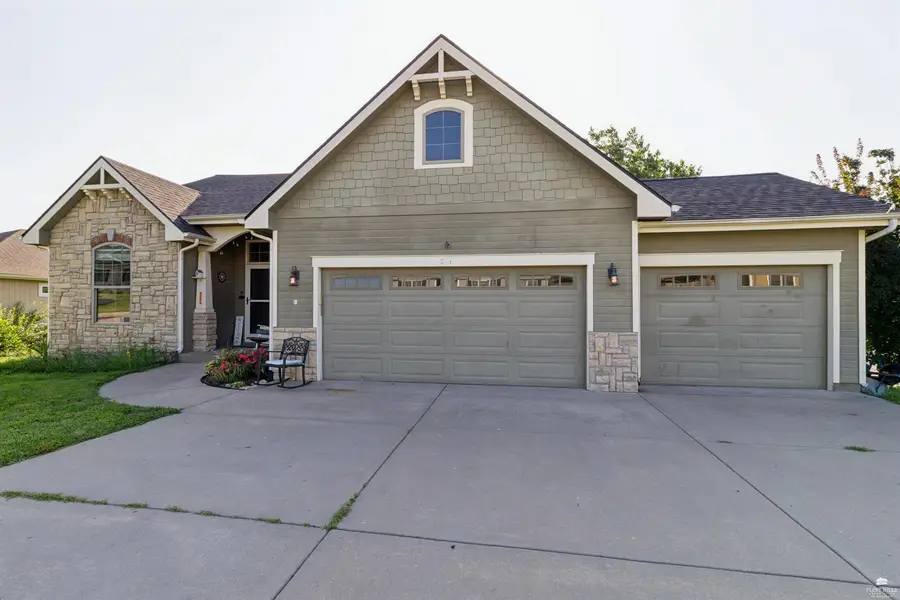 211 Caroline Court, Junction City, KS 66441 - #2