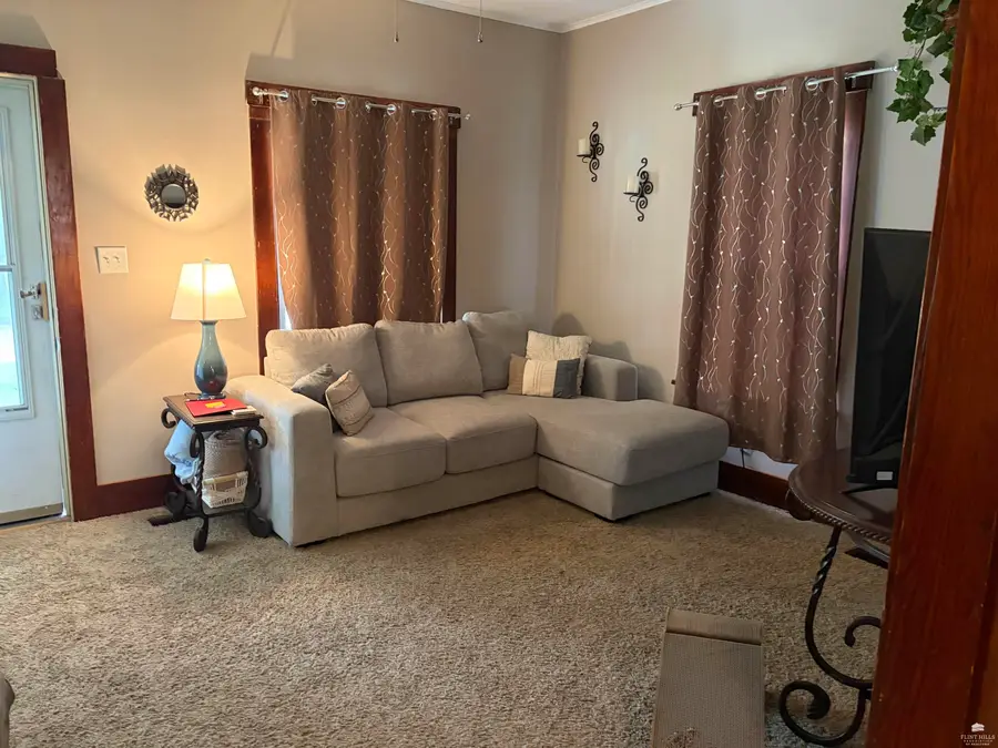 512 NE 6th Street, Abilene, KS 67410 - #2