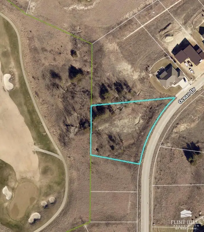 3411 Ocean Drive, Manhattan, KS 66503 - #2