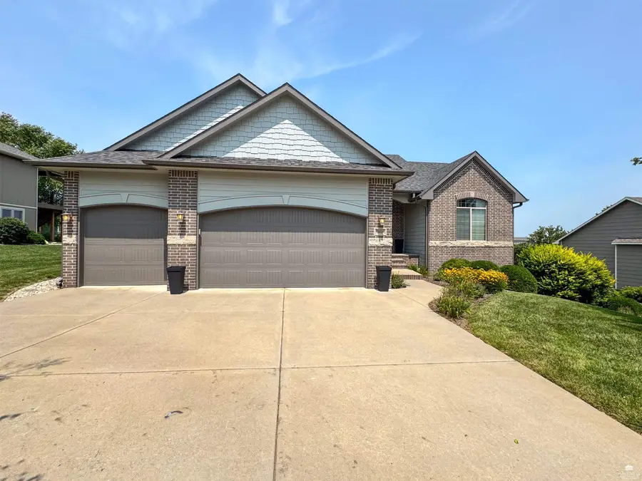 1016 Lobdell Drive, Manhattan, KS 66503 - #2