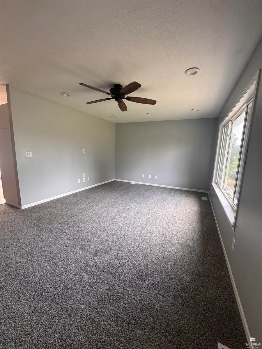 509 Lincoln Street, Bennington, KS 67422 - #2