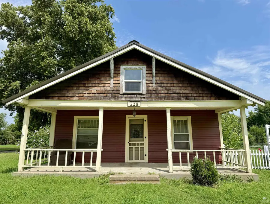 328 Chick Street, Council Grove, KS 66846 - #2