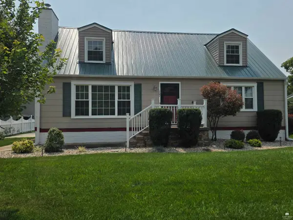 107 E 2nd Street, Glasco, KS 67445