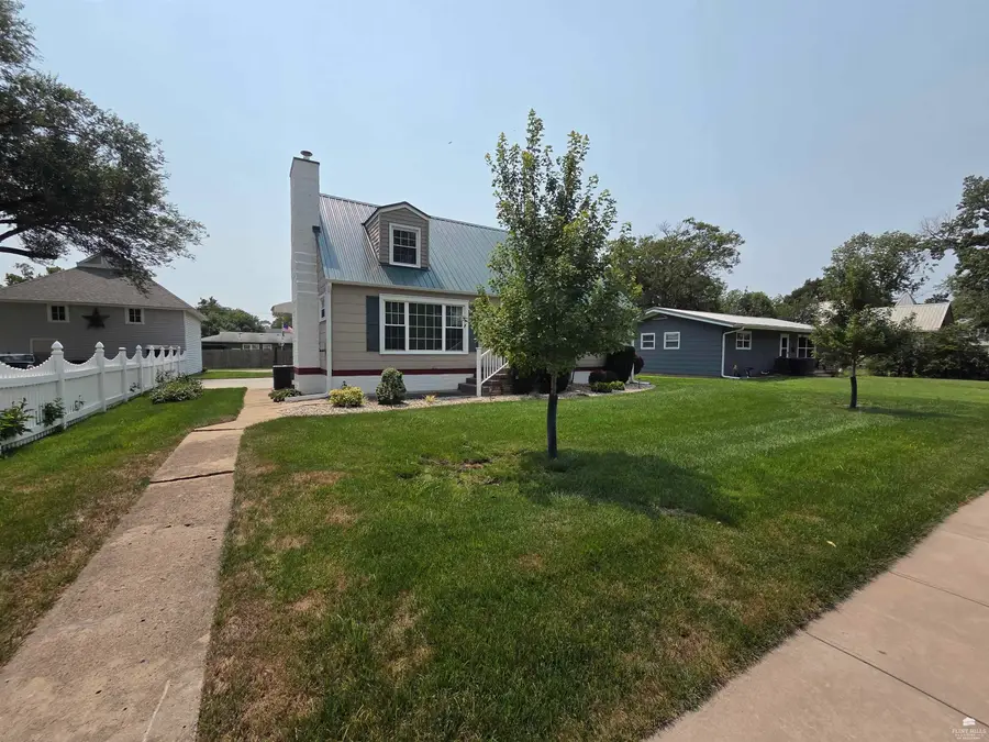 107 E 2nd Street, Glasco, KS 67445 - #3