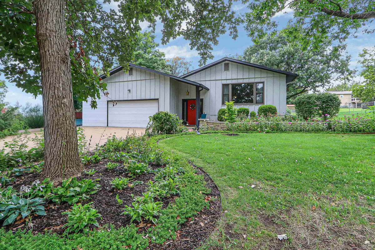 1731 Cedar Crest Drive, Manhattan, KS 66503 - #1