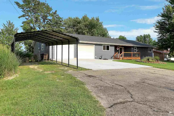 745 Seventh St, Dwight, KS 66849