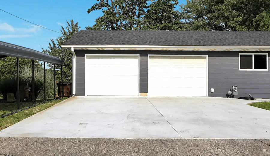 745 Seventh St, Dwight, KS 66849 - #3