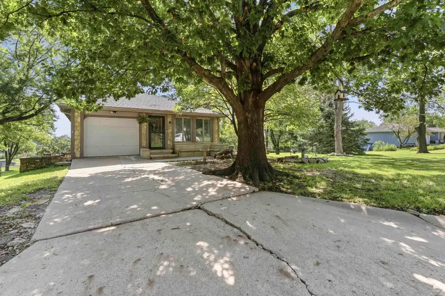 1800 Cedar Crest Drive, Manhattan, KS 66503 - #2