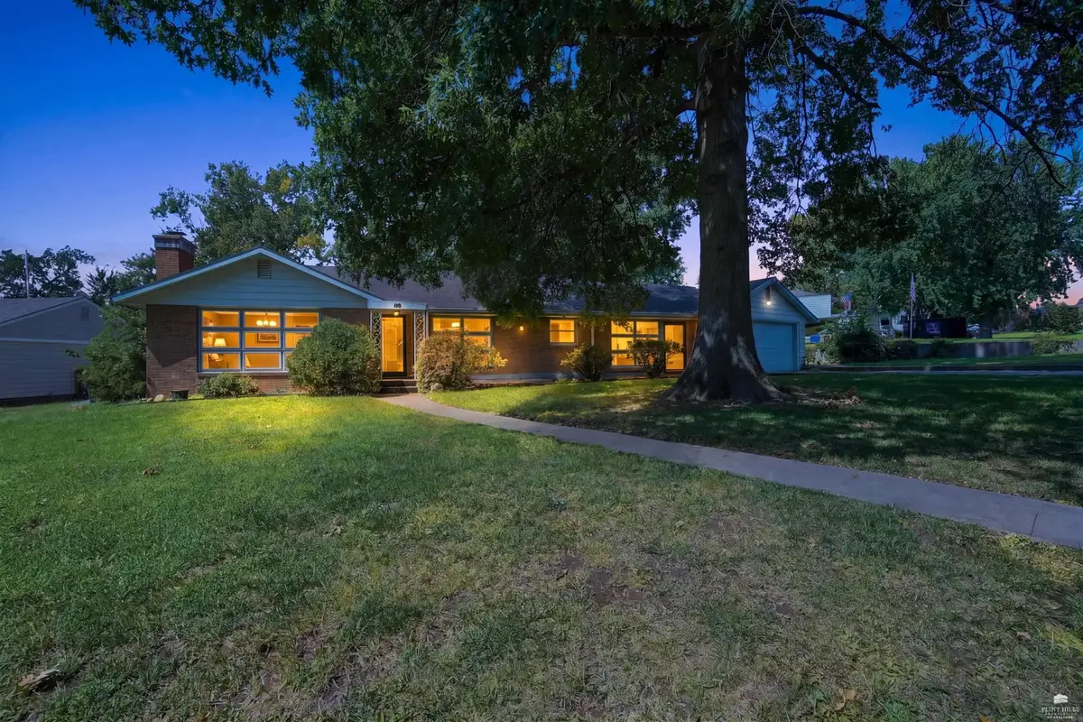 110 Sunrise Hill Drive, Junction City, KS 66441 - #1