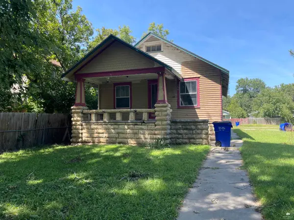 330 W 12th Street, Junction City, KS 66441