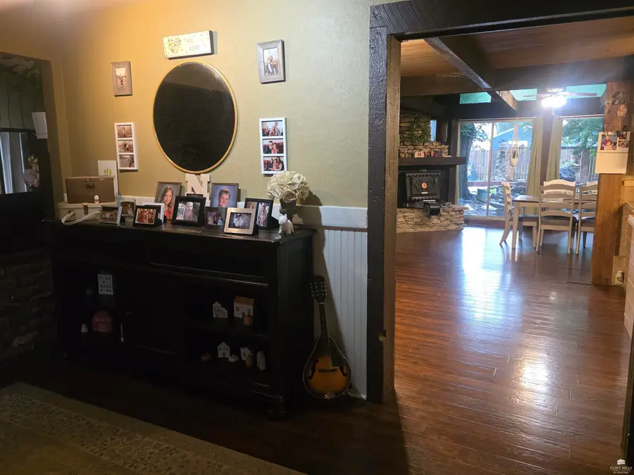 1506 W 1st Street, Abilene, KS 67410 - #3