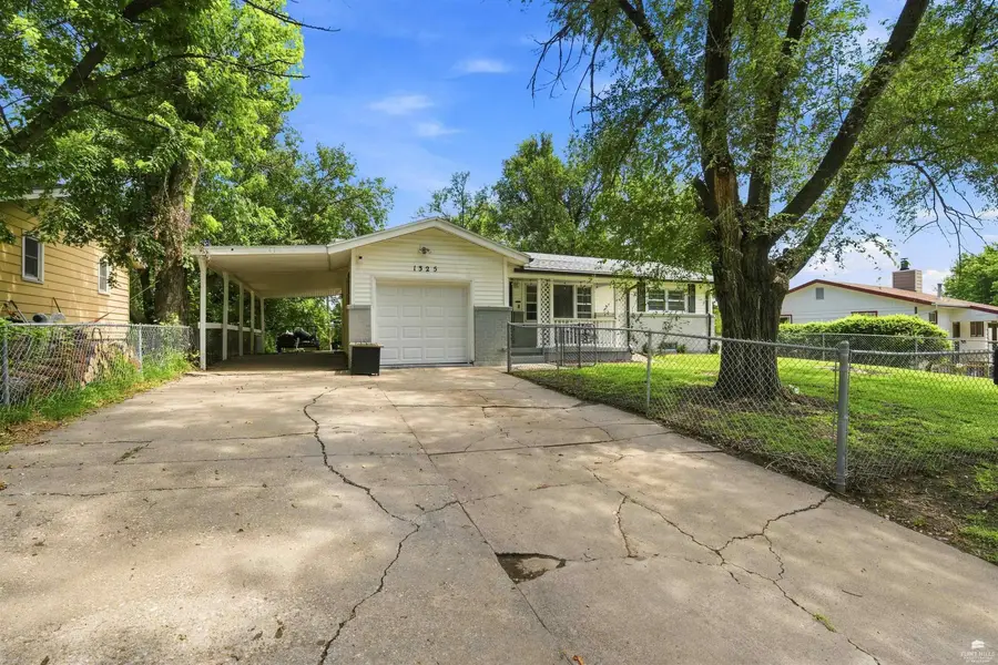 1325 Johnson Drive, Junction City, KS 66441 - #3