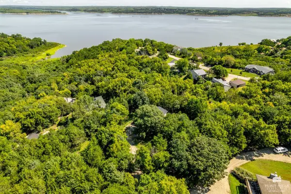 5018 Canyon Road, Manhattan, KS 66503
