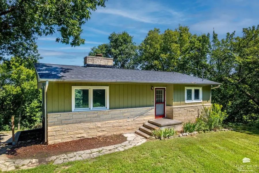 5018 Canyon Road, Manhattan, KS 66503 - #3