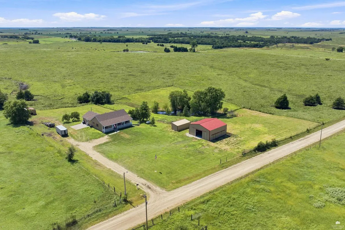 7285 Otter Creek Rd East, Junction City, KS 66441 - #1