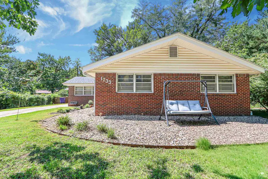 1733 Ranser Road, Manhattan, KS 66502 - #2