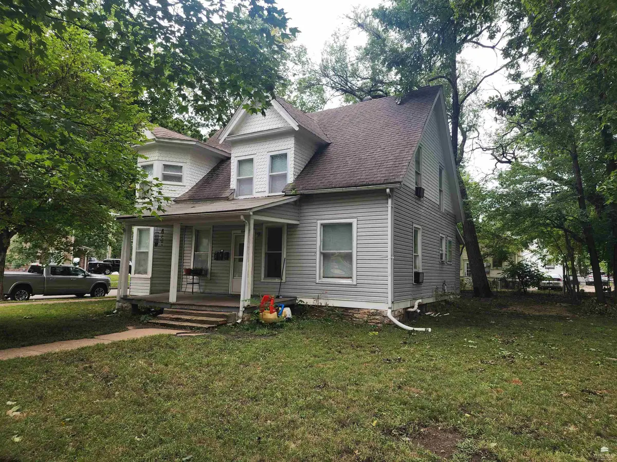 1001 Fremont Street, Manhattan, KS 66502 - #1